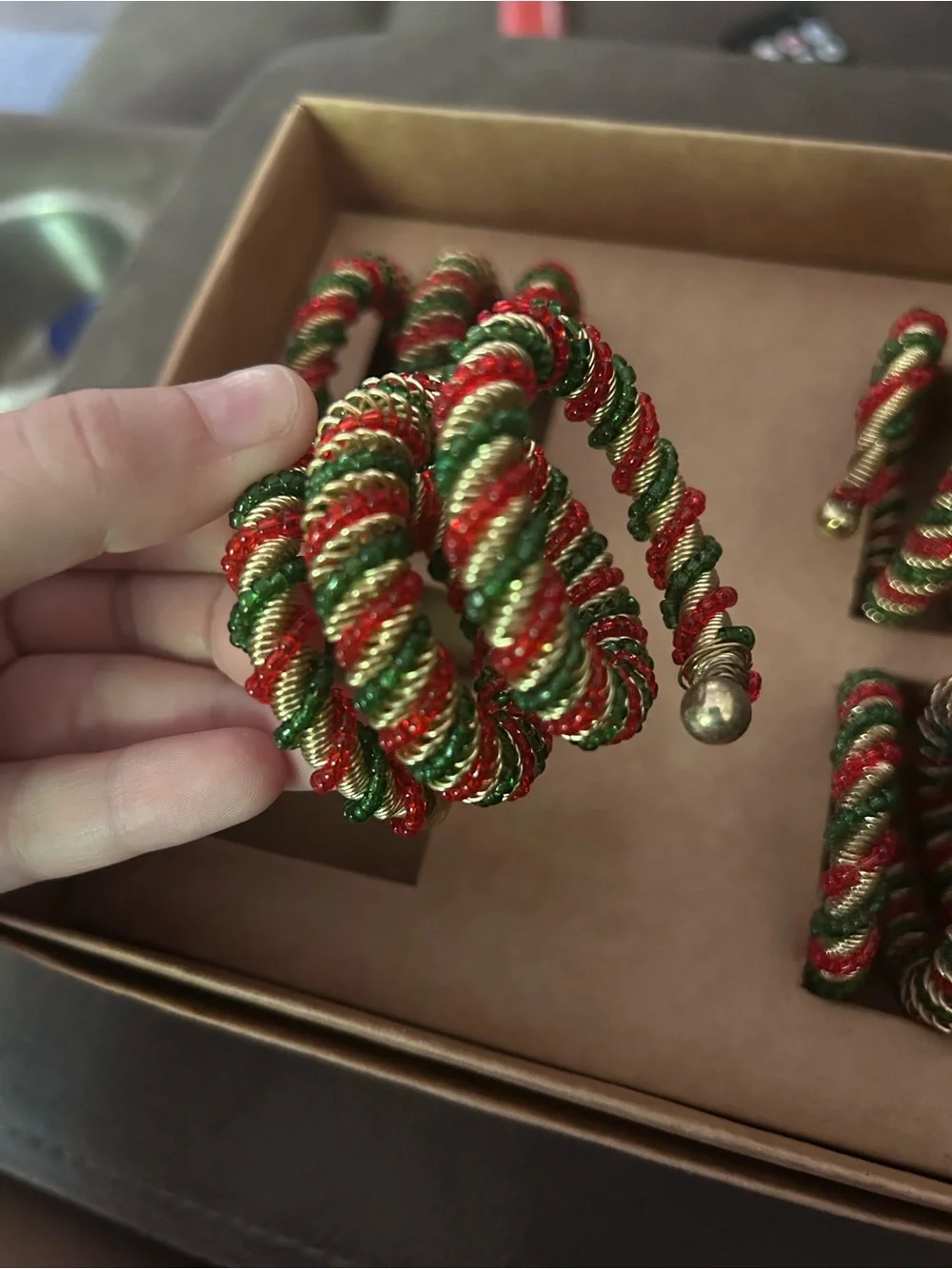 Red/Green Christmas Spiral Napkin Rings Beaded Set of 4 Brand New Made in India